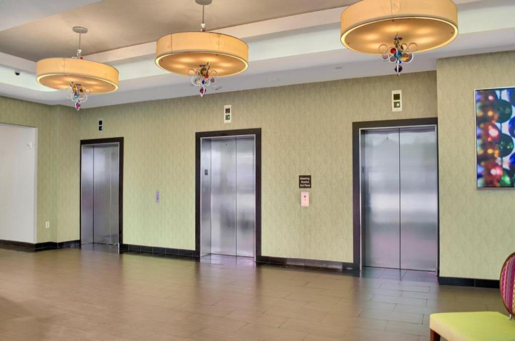 Royal St. Charles Hotel New Orleans Exterior foto